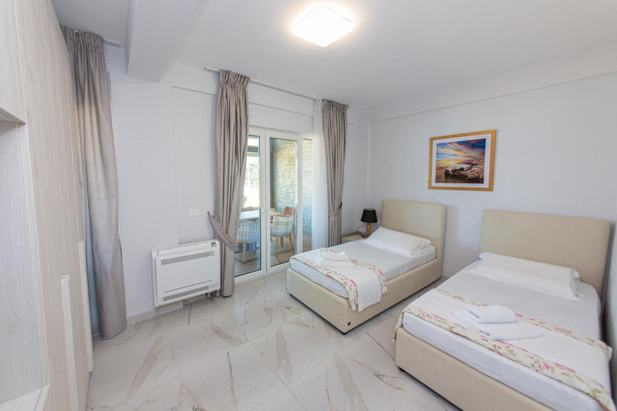 Luxury Villa 2 Vlore Luaran gambar