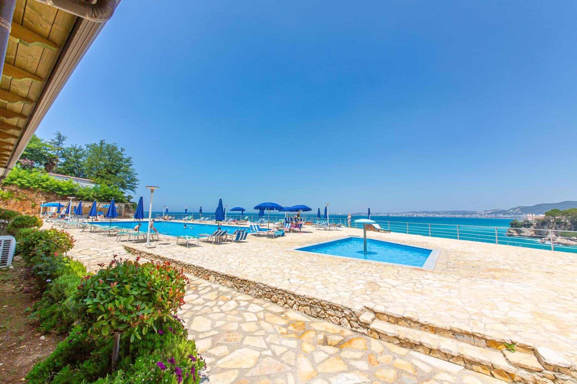 Luxury Villa 2 Vlore Luaran gambar